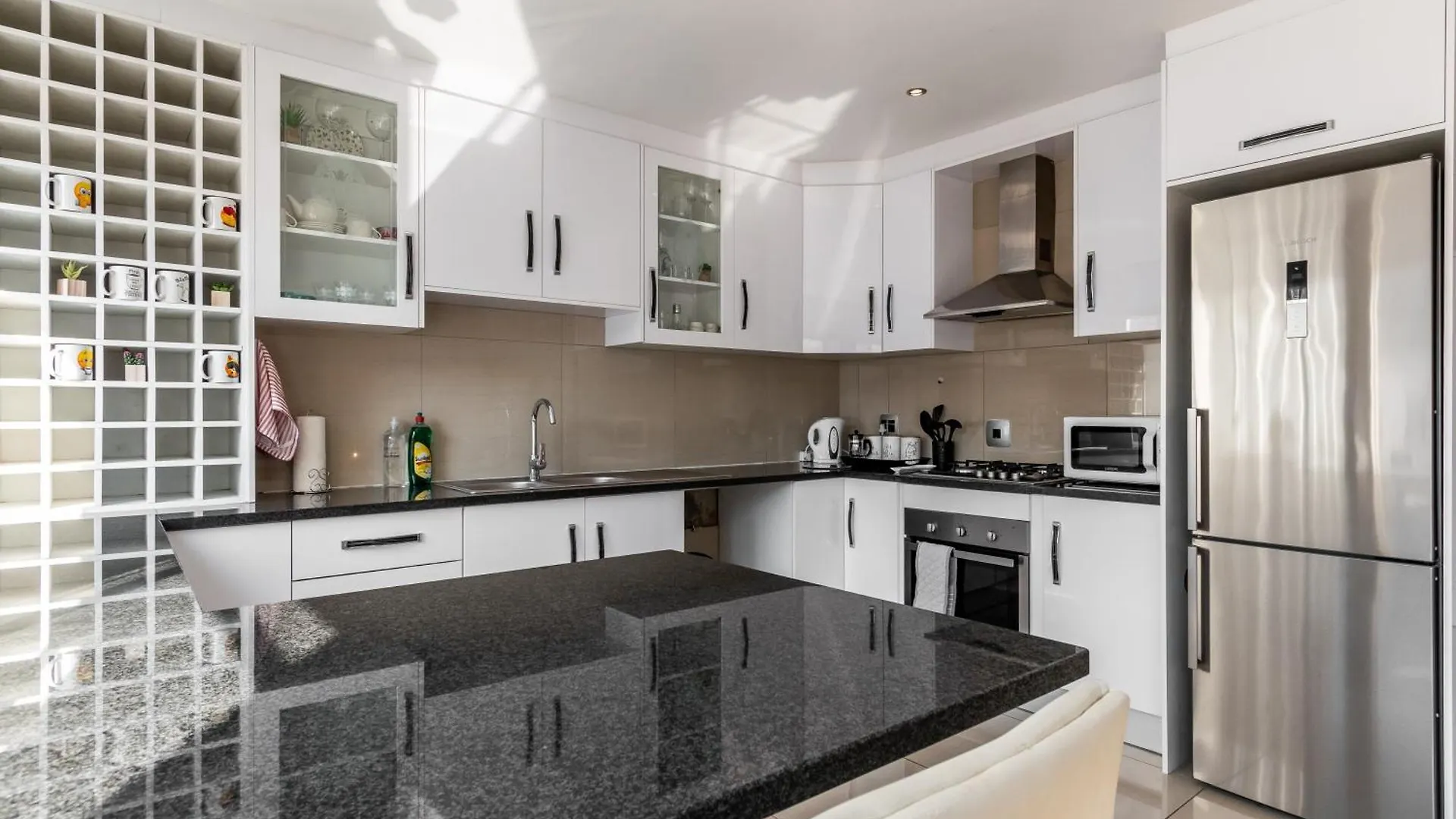 Bright Spacious Apartment In Keeromcity Gem Cape Town